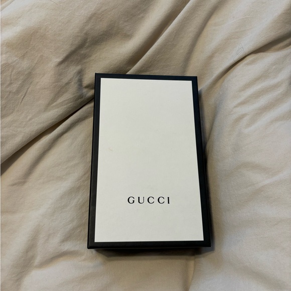 Gucci super mini marmont purse - Picture 3 of 8